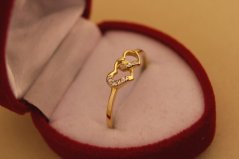 Prsteň- diamanty- H/Si2- srdiečko- žlté zlato- 14 karátov