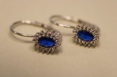 Náušnice-modrý kameň-biele zlato-číre zirkóny-patent-14 karátov