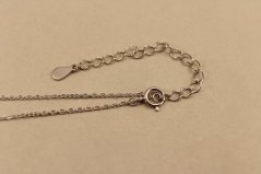 Retiazka- celebritka- písmeno N- zirkóny- rhódiované striebro