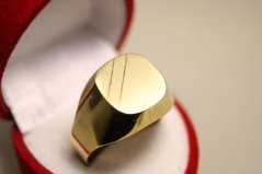 Prsteň- ozdobný gravír- žlté zlato- 14 karátov