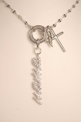 Strieborný náhrdelník s príveskami Mama, anjelské krídlo a krížik, číre zirkóny, rhodium, 42-47 cm, 3,70 g, 925/1000