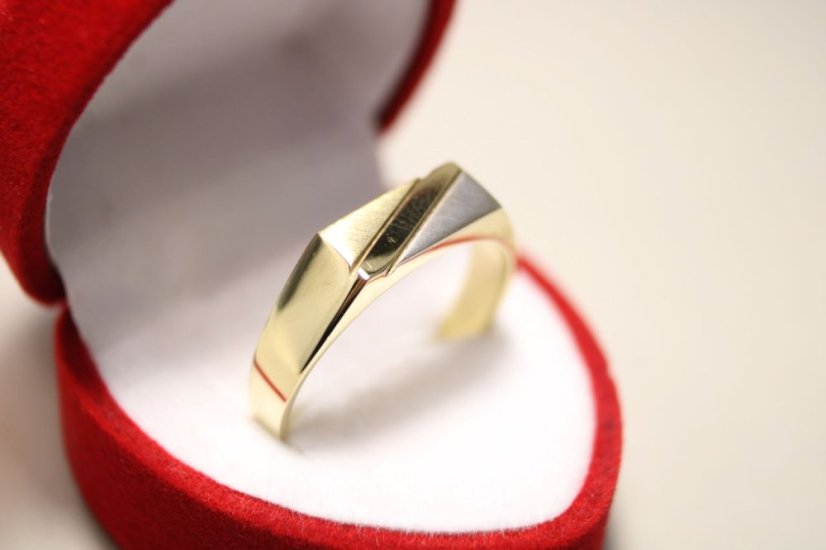 Zlatý prsteň-viacfarebné zlato- lesklo-matná úprava-14karátov