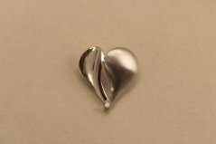 Prívesok - srdce - lesklomatný - rhodium - striebro