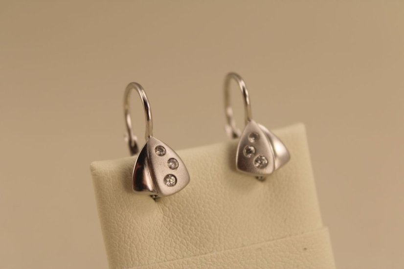 Náušnice-trojuholníky-číre zirkóny-patent-biele zlato-14K