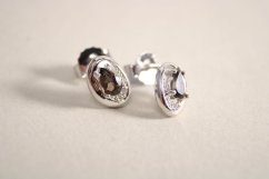 Naušnice- prírodný kremeň- číre zirkóny- puzetky- rhódiované striebro