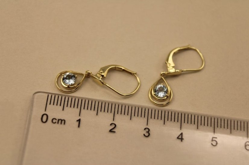 Náušnice- modrý Topás- patent- žlté zlato- 14 karátov