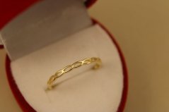 Prsteň- prepletaný vzor- žlté zlato- 14 karátov