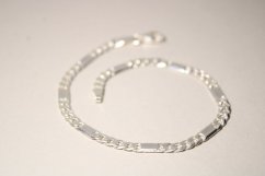 Náramok-platničky-rhodium-striebro