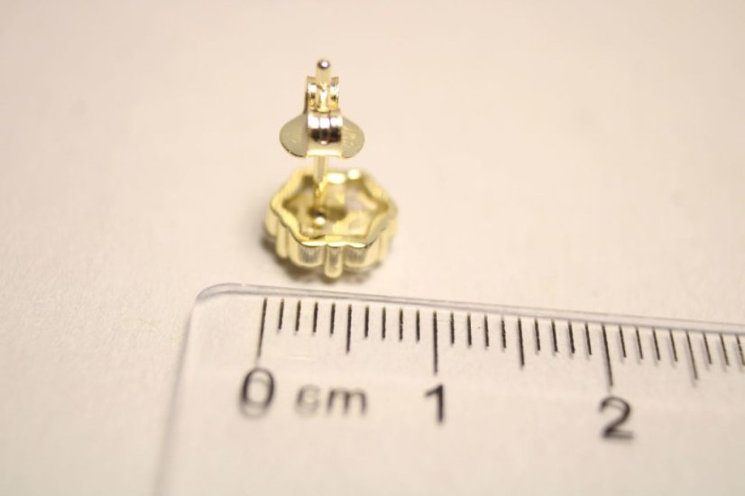 Pozlátené strieborné naušnice napichovačky, číre zirkóny, 1,96g, 925/1000