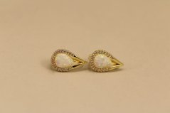 Náušnice - kvapky - biely opál - zirkóny - pozlátené striebro