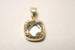 Prívesok-zelený Ametystom-žlté zlato-14 karátov