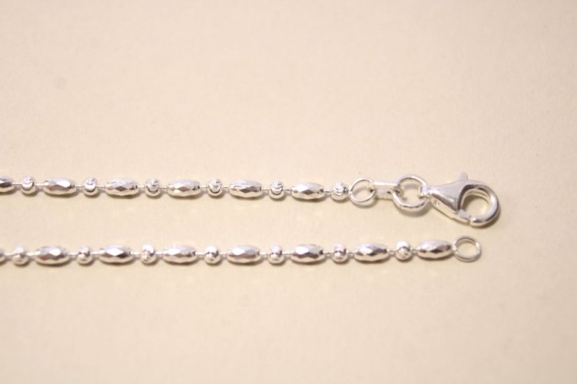 Retiazka- guľôčky- rhódiované  striebro