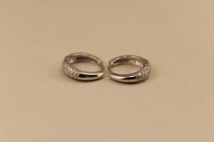 Náušnice- kruhy- číre kamienky- kĺb- rhódiované striebro- 925/1000