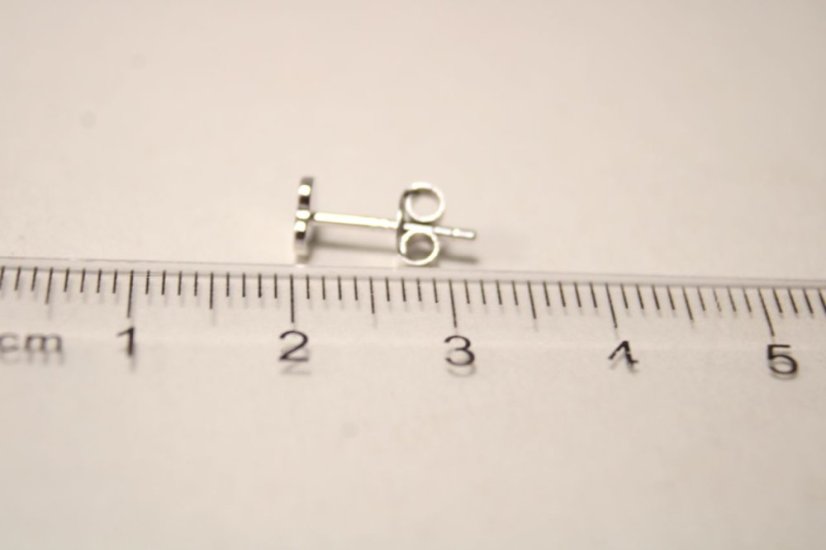 Náušnice-v tvare srdiečok-rhodium-puzetky-striebro
