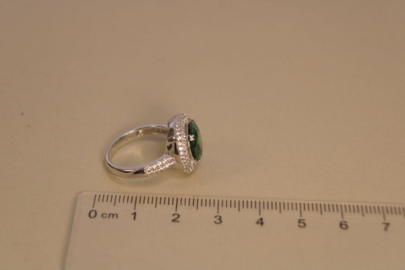 Prsteň-swarovski crystals-zelený-striebro