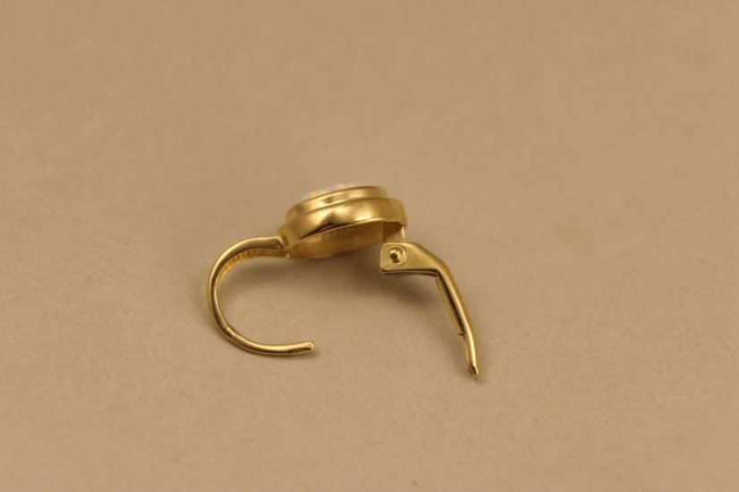 Náušnice- biely opál- žlté zlato- patent- 14 karátov
