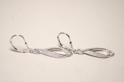 Nadčasové visiace náušnice s čírymi zirkónmi, rhodiované striebro, 2,98 g, 925/1000