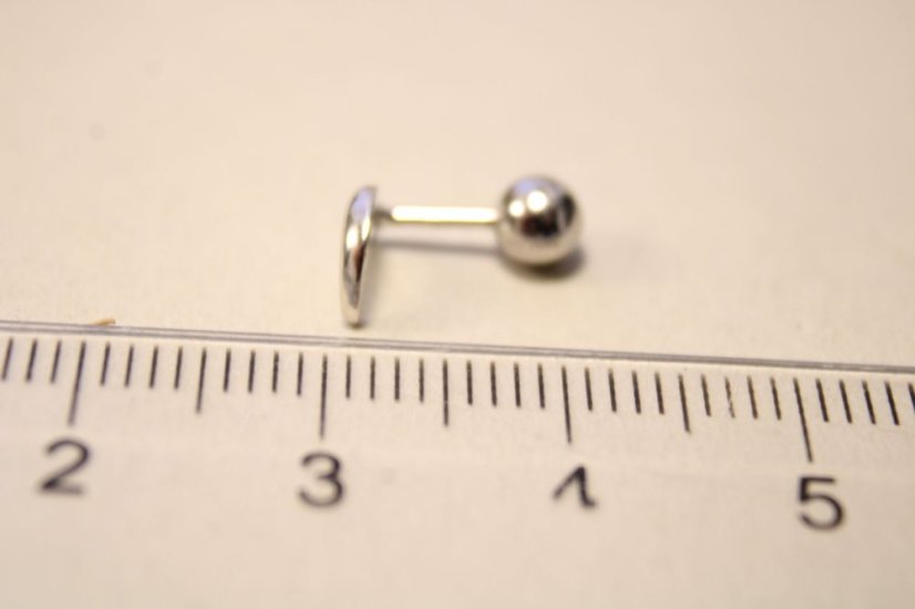 Minimalistické strieborné náušnice mesiačiky, šrúbky, rhódium, 1,13g, 925/1000