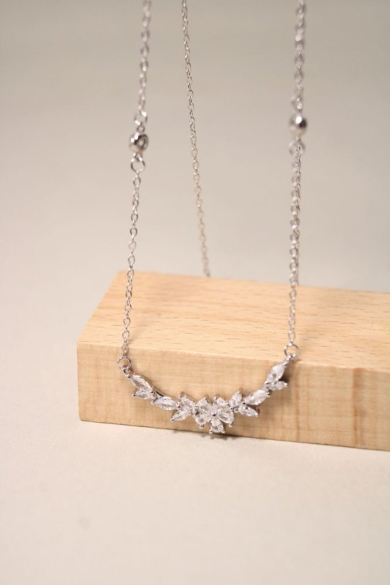 Strieborný náhrdelník so zirkónmi, rhodium, 43-48 cm, 2,58 g, 925/1000