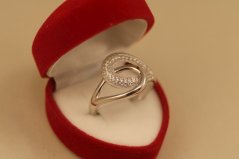 Prsteň- číre zirkóny- rhódiované striebro- 925/1000