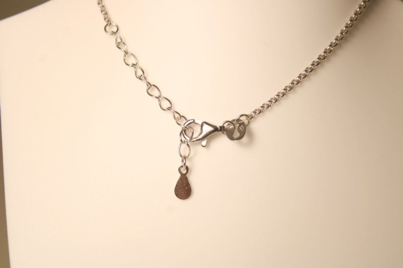 Strieborná celebritka prepojené kruhy s kamienkami, rhodium, 42-45 cm, 3,65 g, 925/1000