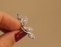 Naušnice- dva listy- Topás-číre zirkóny- puzetky- rhódiované striebro