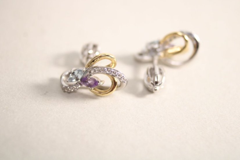 Náušnice-Topásom-Ametyst-číre zirkóny- rhodium-šrubky-kombinované striebro