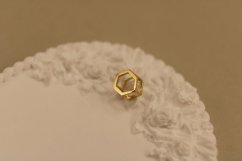 Prívesok - päťuholník - žlté zlato - 14k