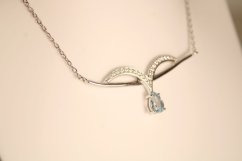 Strieborná celebritka s modrým Topásom a čírymi zirkónmi, rhodium, 44-47 cm, 3,33 g, 925/1000