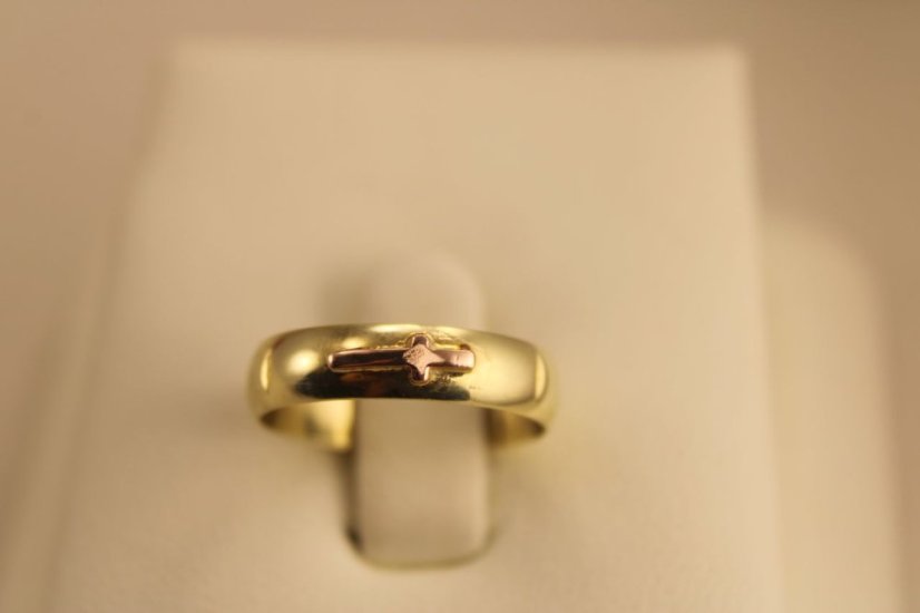 Prsteň- ruženec s krížikom- kombinované zlato- 14 karátov