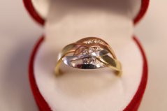 Prsteň-číre zirkóny- viacfarebné zlato- 14 karátov