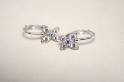 Zlaté náušnice roztomilé motýliky z bieleho zlata,číre a modré zirkóny,klasické zapínanie, 1,37g, 14K, 585/1000