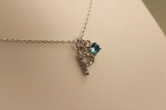 Retiazka- celebritka- písmeno P- zirkóny- rhódiované striebro