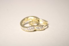 Náušnice- kruhy- zirkóny- zacvakávacie- žlté zlato- 14 karátov