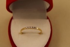 Prasteň- číre kamienky- žlté zlato- 14 karátov