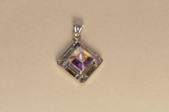 Prívesok-štvorec-číre swarovski crystals- rhodiované striebro