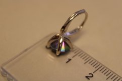 Strieborné naušnice s farebným zirkónom, klasické zapínanie, ródium, 3,56g, 925/1000