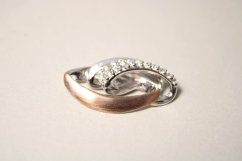 Kombinovaný strieborný prívesok s čírymi zirkónmi, rhodium, 1,78 g, 925/1000