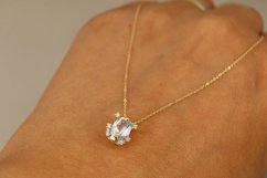 Celebritka-Modrý zirkón-Číre zirkóny-Anker brúsený-Žlté zlato-14k