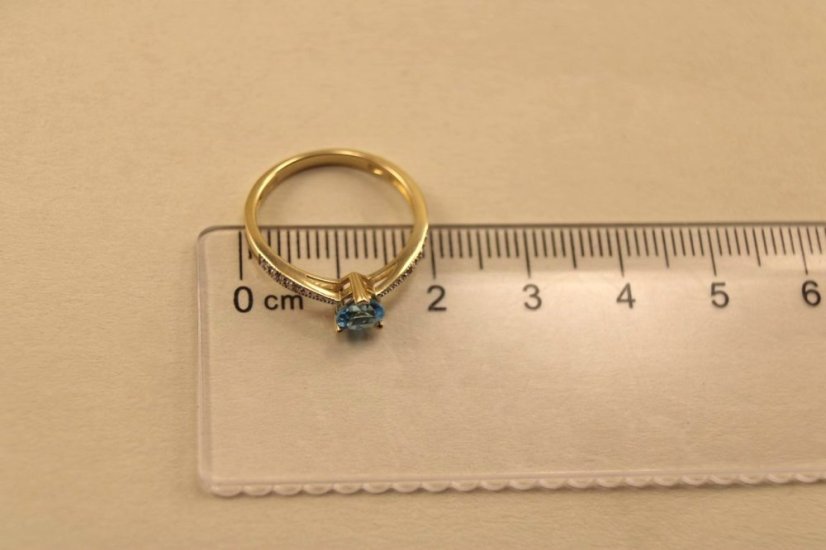 Prsteň - Topás - Diamanty 0,03 ct - SI2-H - žlté zlato - 14K