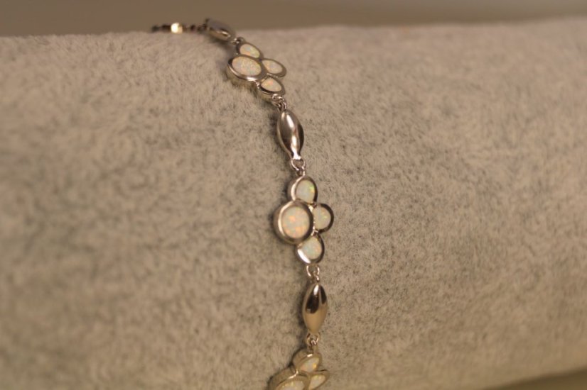 Náramok-biely opál-labky-rhodium-striebro