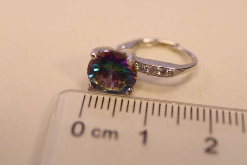 Strieborné naušnice s farebným kameňom, rhódium, číre zirkóny klasické zapínanie, 3,48g, 925/1000