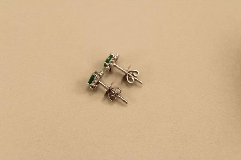 Náušnice - Smaragd - číre diamanty 0,260 ct - SI/H - biele zlato - 14 karátov