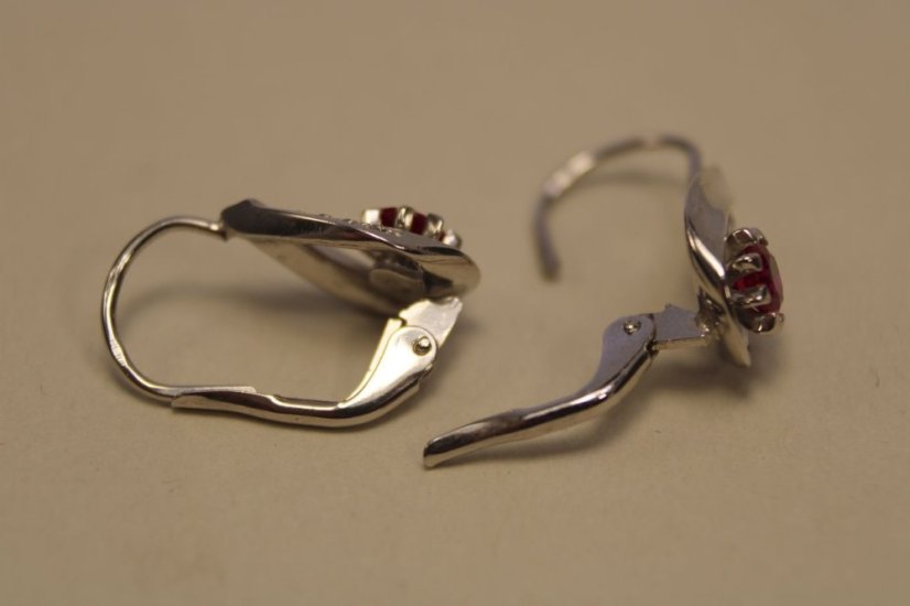 Náušnice-tvar slzy-biele zlato-patent-zirkóny-14 karátov