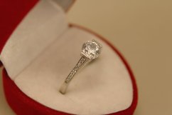 Prsteň-biele zlato-číre zirkóny-14K