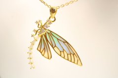 Retiazka-prívesok motýľ-číre zirkóny-farebný smalt-rhodium-pozlátené striebro