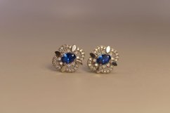 Náušnice-modrý zirkón-biele zlato-šrúbky-14 karátov