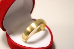 Pozlátený oceľový prsteň matný povrch, veľkosť 68, 5,36 g, 316/L
