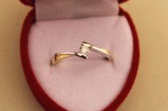 Prsteň- diamant- H/Si2- kombinované zlato- 14 karátov