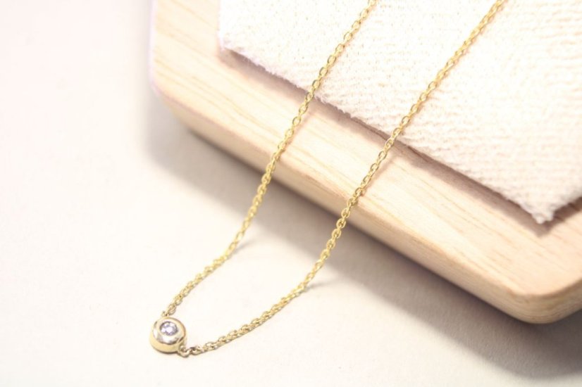 Zlatá retiazka - celebritka s diamantom 0,03 ct H/Si v prívesku, žlté zlato, 41,5-44 cm, 1,91 g, 14 karátov 585/1000